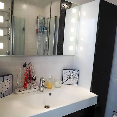 Διαμέρισμα Sunset Views Over Rooftops Ελσίνκι